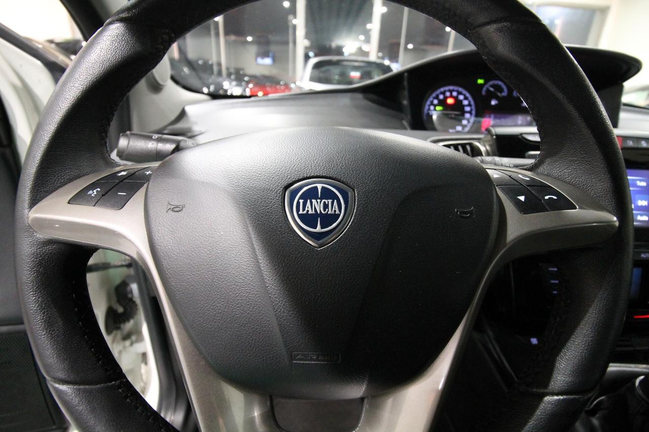 LANCIA YPSILON 1.3 MJT PLATINO