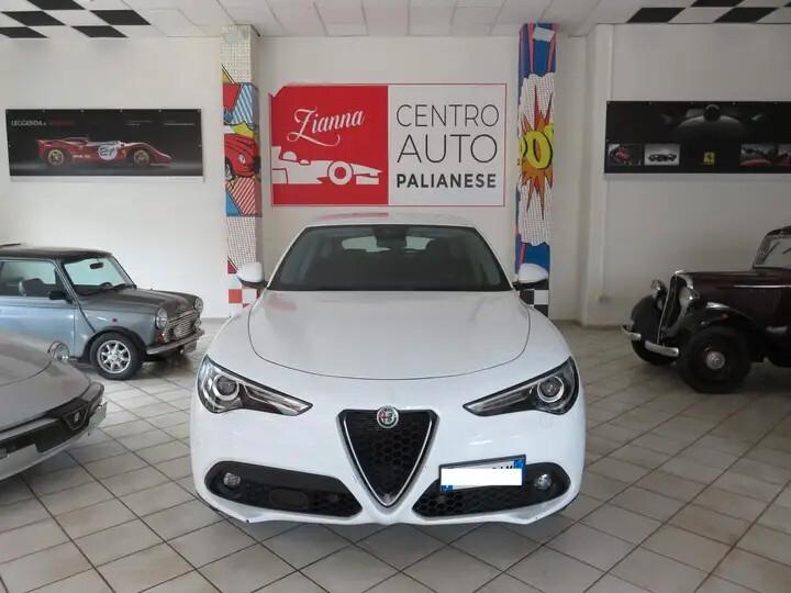 Alfa Romeo Stelvio 2.2 Turbodiesel 190 CV AT8 Q4 Business