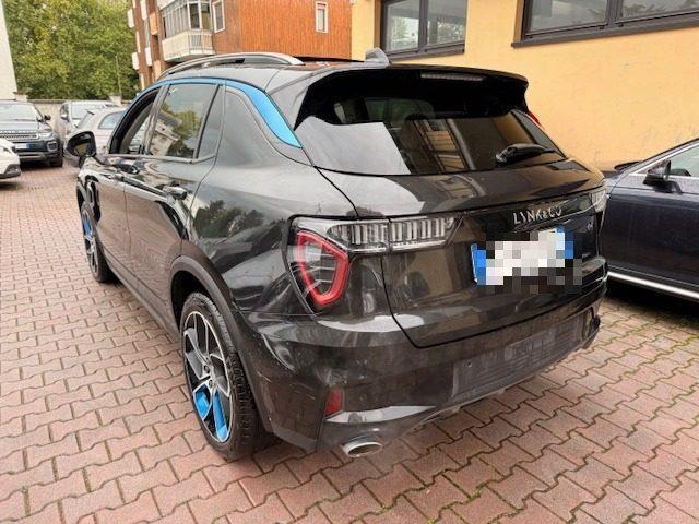 LYNK & CO 01 PHEV TETTO PANORAMICO