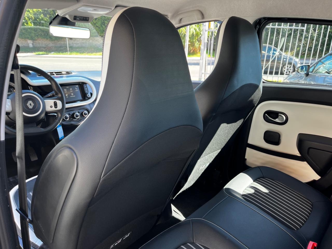 Renault Twingo 2020 57.000KM 1.0 BENZ