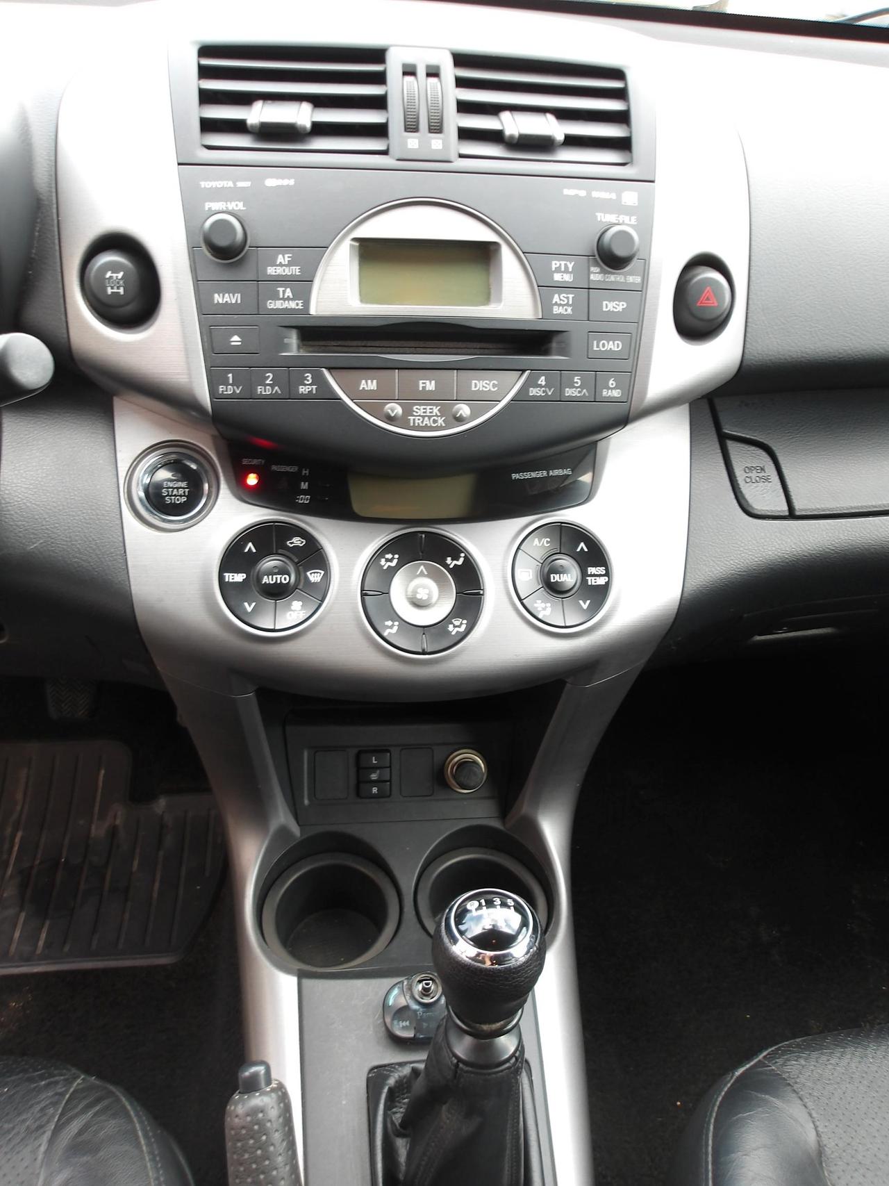 TOYOTA RAV 4 RAV4 2.2 D-4D EXCUTIVE 177 CV