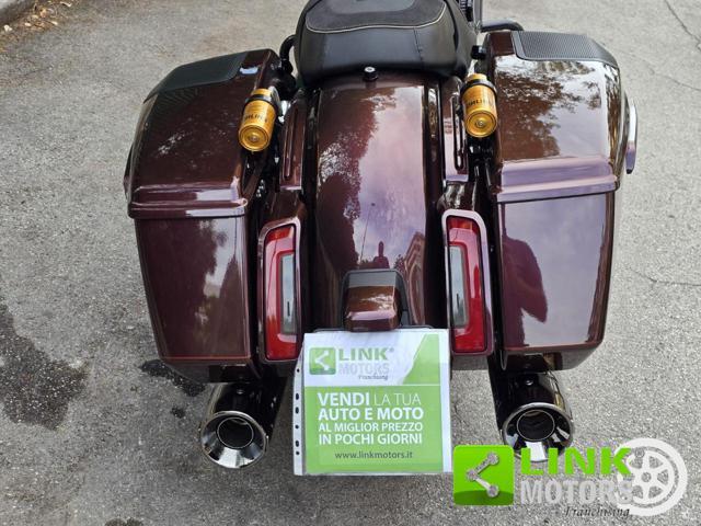 HARLEY-DAVIDSON CVO Street Glide 25th