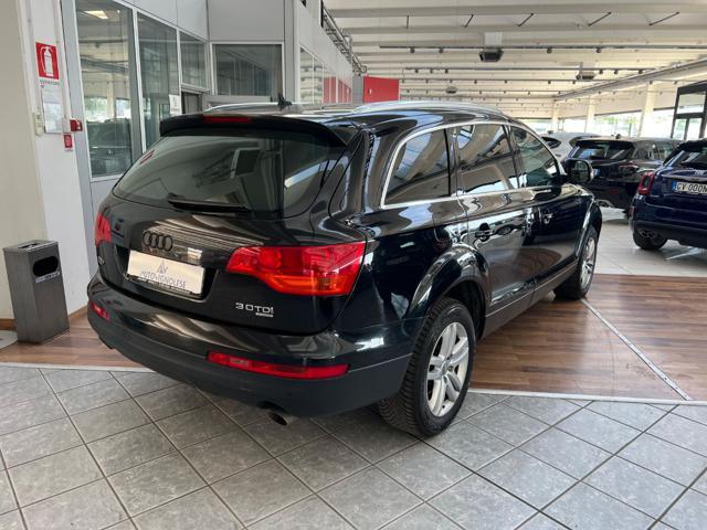 AUDI Q7 3.0 V6TDI 240CV QuattroTiptronicAdvanced-DIST.FATT