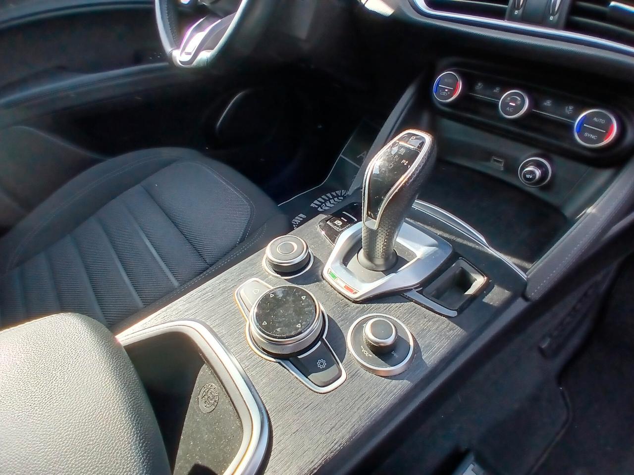 Alfa Romeo Stelvio 2.2 Turbodiesel 190CV AT8 Q4 Business