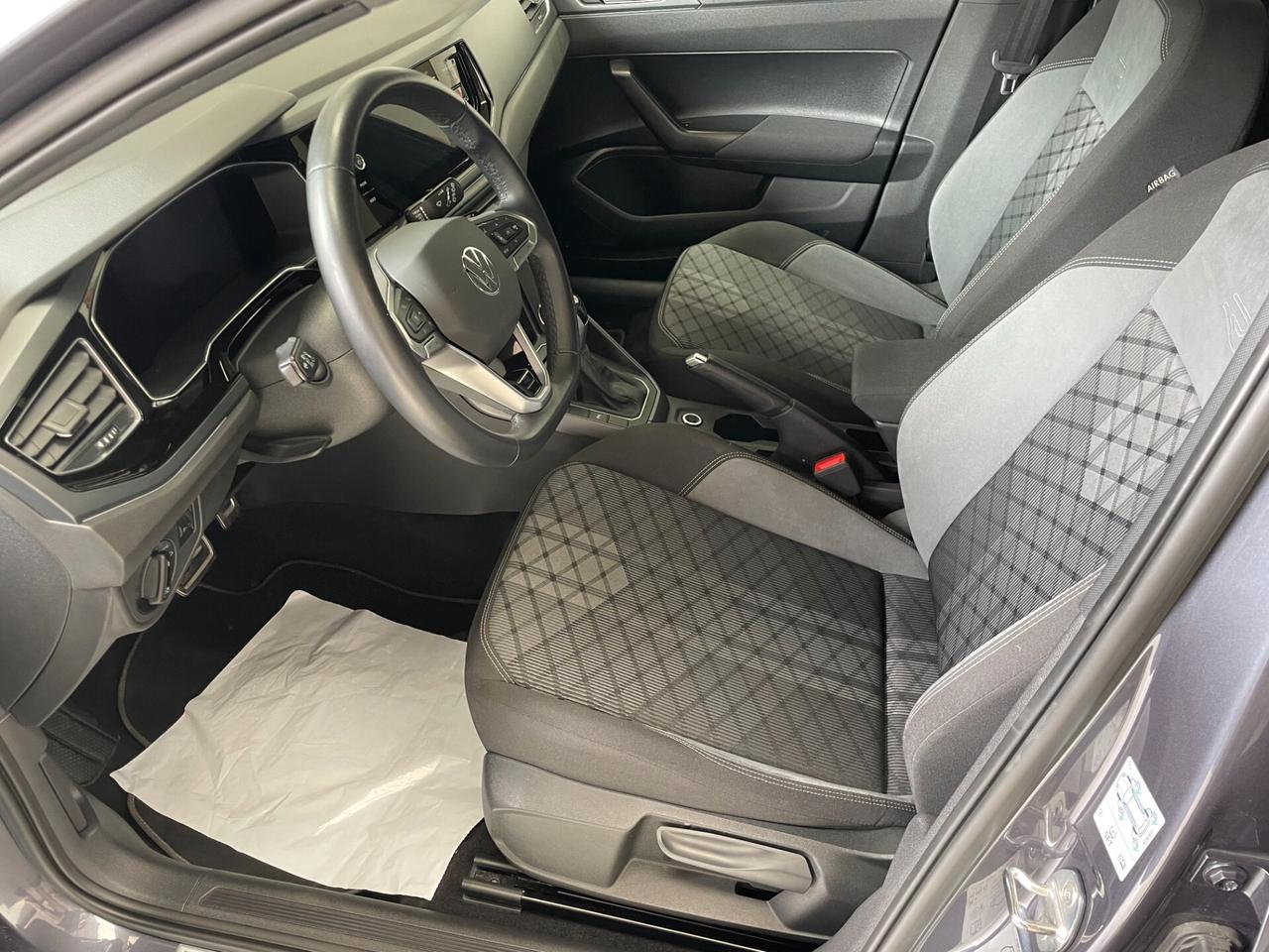 Volkswagen Polo 1.0 TSI 95CV DSG R-Line