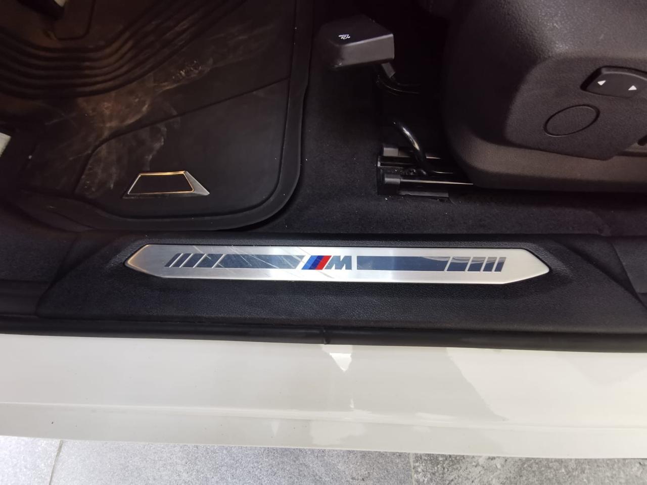 Bmw 118 118d 5p. Msport