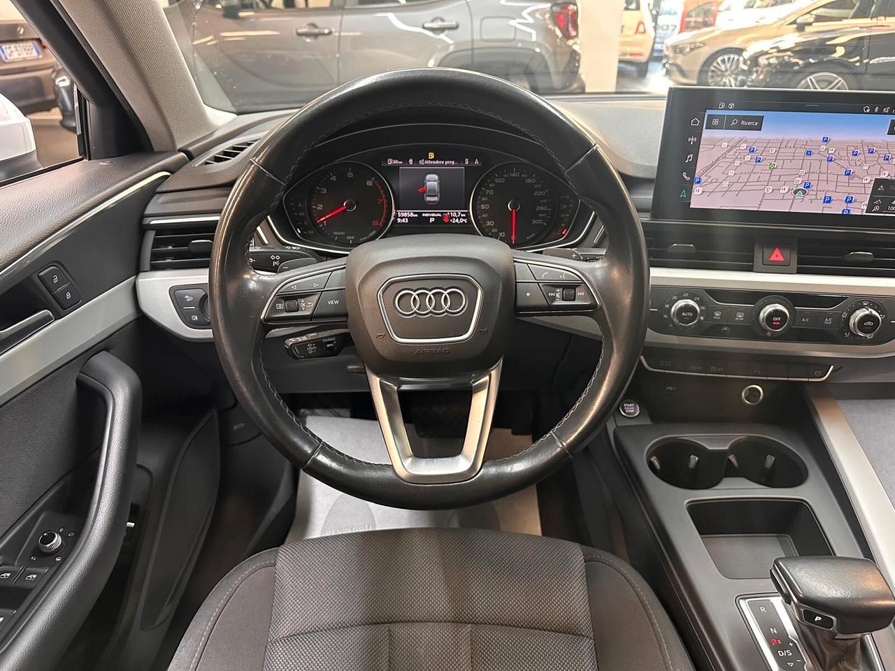 Audi A4 40 2.0 tfsi mhev Business 204cv s-tronic