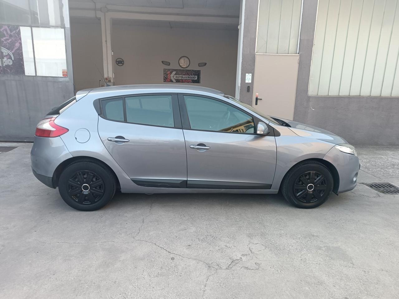 Renault Megane 1.5 diesel garanzia