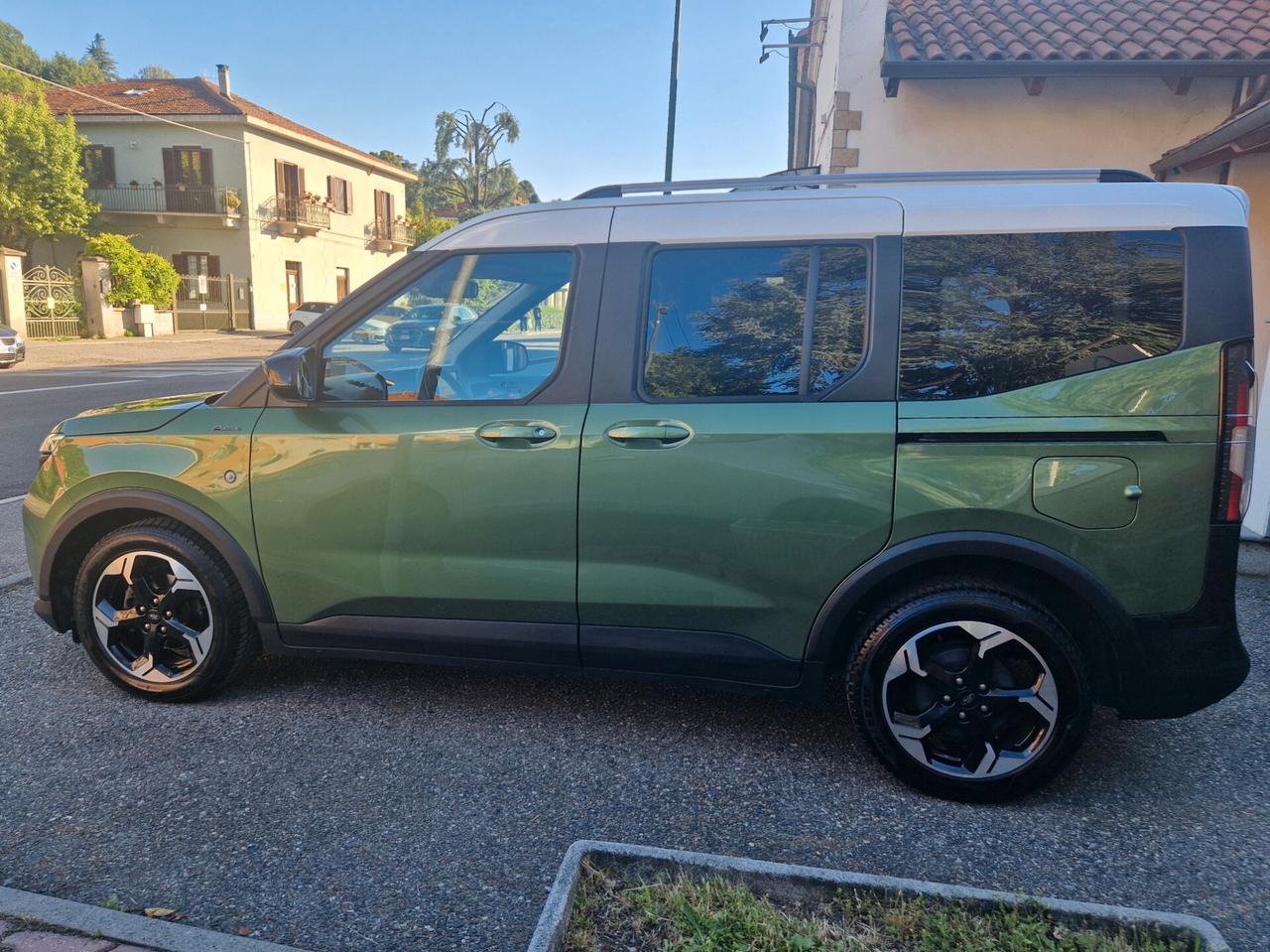 Ford Tourneo Courier AUTOMATICA 1.0 125CV Carplay, Telcamera