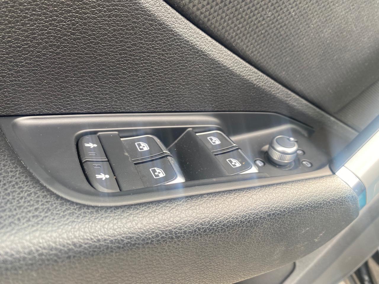 Audi Q2 30 TDI S tronic line Edition 116 cv