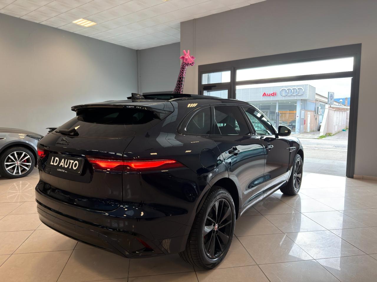 Jaguar F-Pace 2.0 250 CV AWD aut. R-Dynamic Black