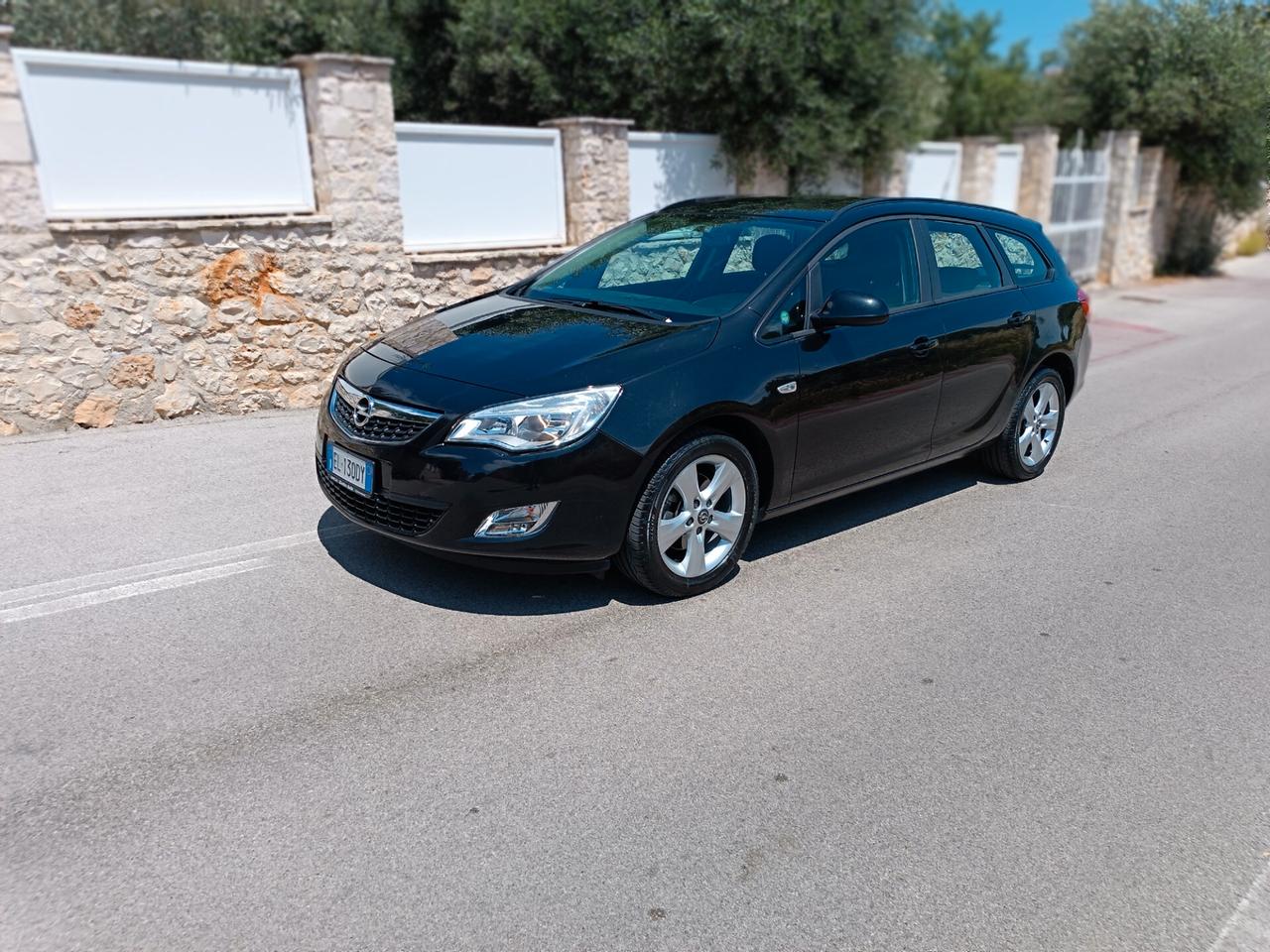 Opel Astra 1.7 CDTI 110CV Sports Tourer Elective"accetto permuta"