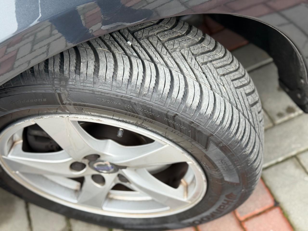 Volvo V60 D2 Geartronic Momentum 84000 KM