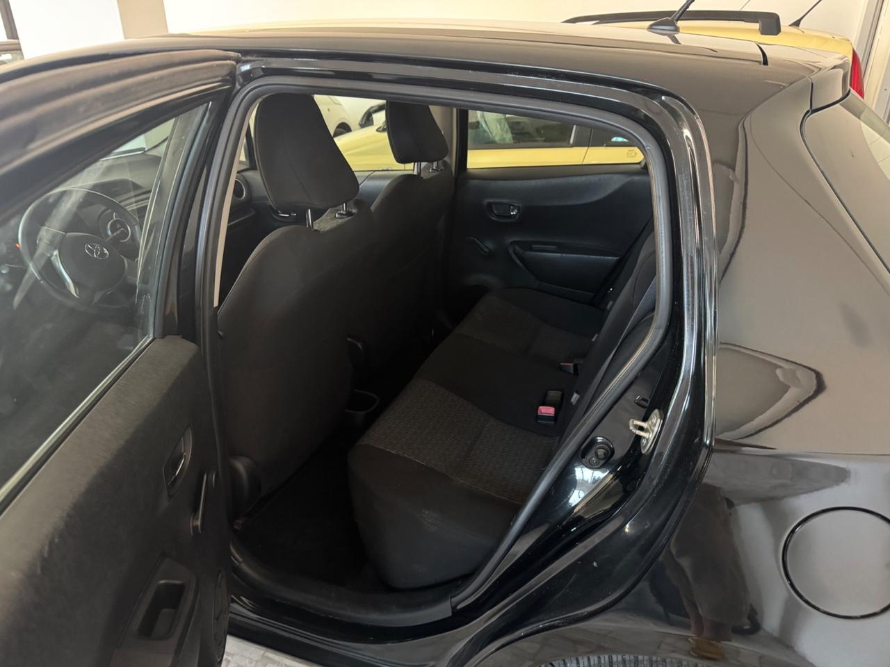 Toyota Yaris 1.0 5 porte Lounge