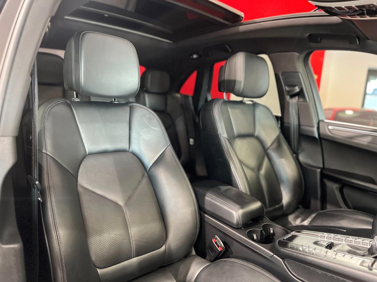 Porsche Macan 2.0 TETTO