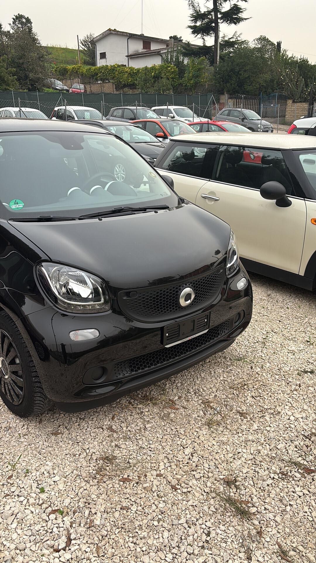 Smart ForFour 70 1.0 Youngster