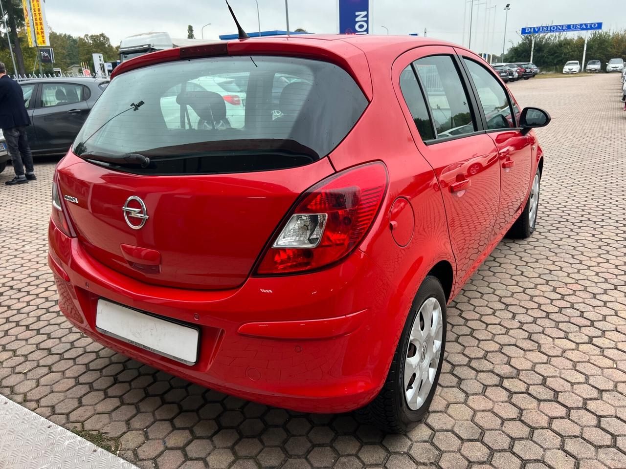 Opel Corsa 1.4 16V 5 porte AUTOMATICO