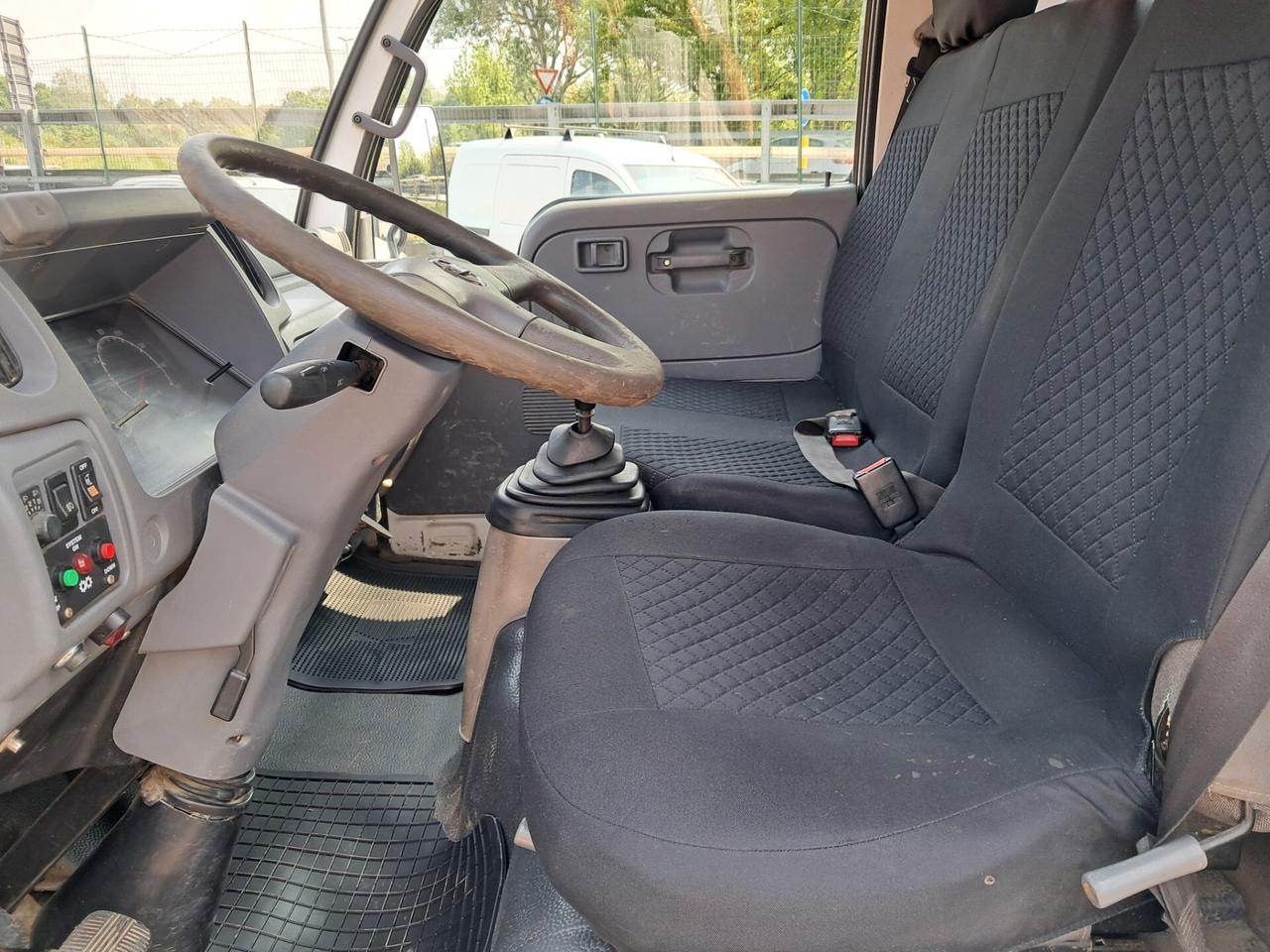 CABSTAR 3.0 RIBALTABILE TRILATERALE