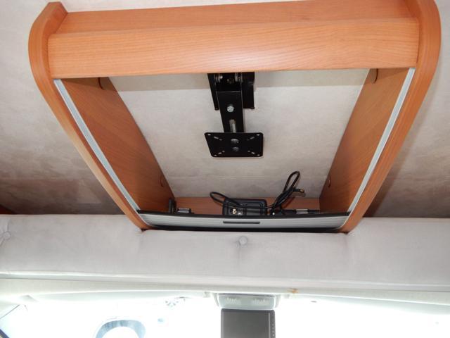 ELNAGH DUKE 310