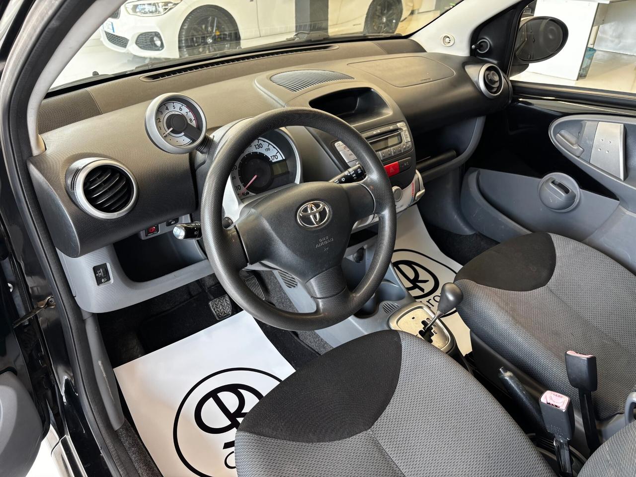 Toyota Aygo 1.0 5 porte Sol Automatica