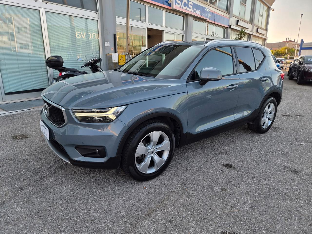 Volvo XC40 D3 Geartronic Momentum Pro