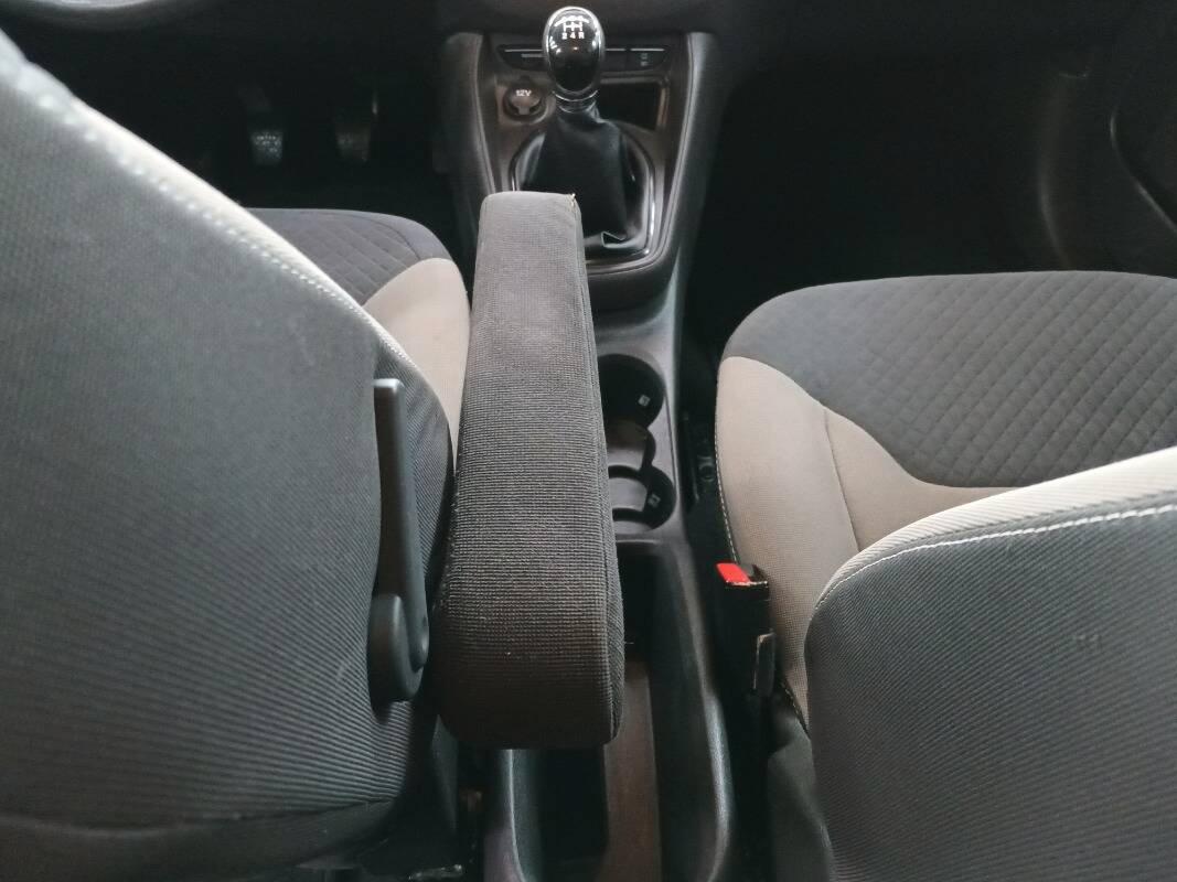 Ford Tourneo Courier 100cv plus