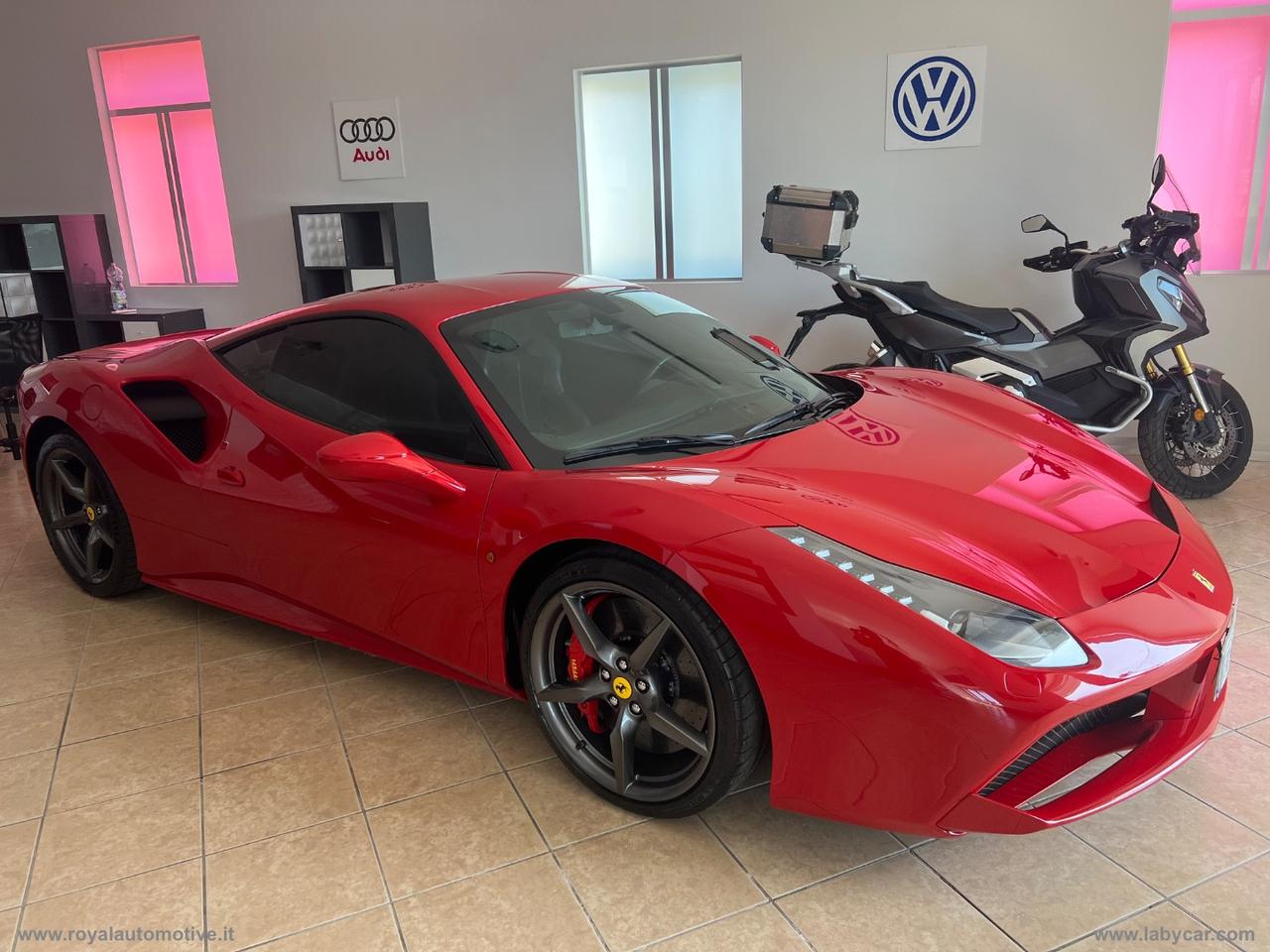 FERRARI 488 GTB coupè 3.9 V8 biturbo, 670 CV IVA ESPOSTA