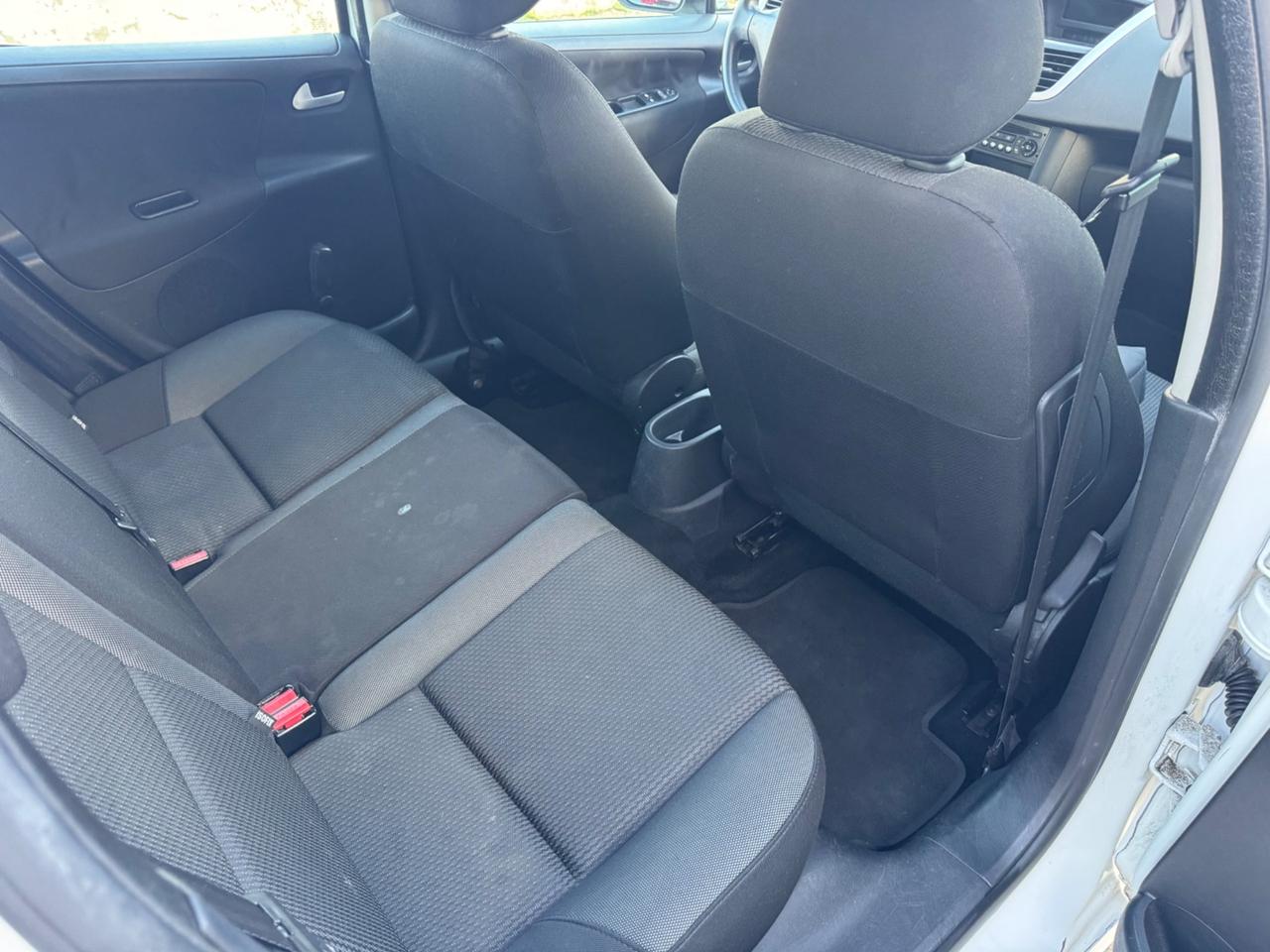 Peugeot 207 1.4 HDi 70CV -SOLO 103.000 KM-