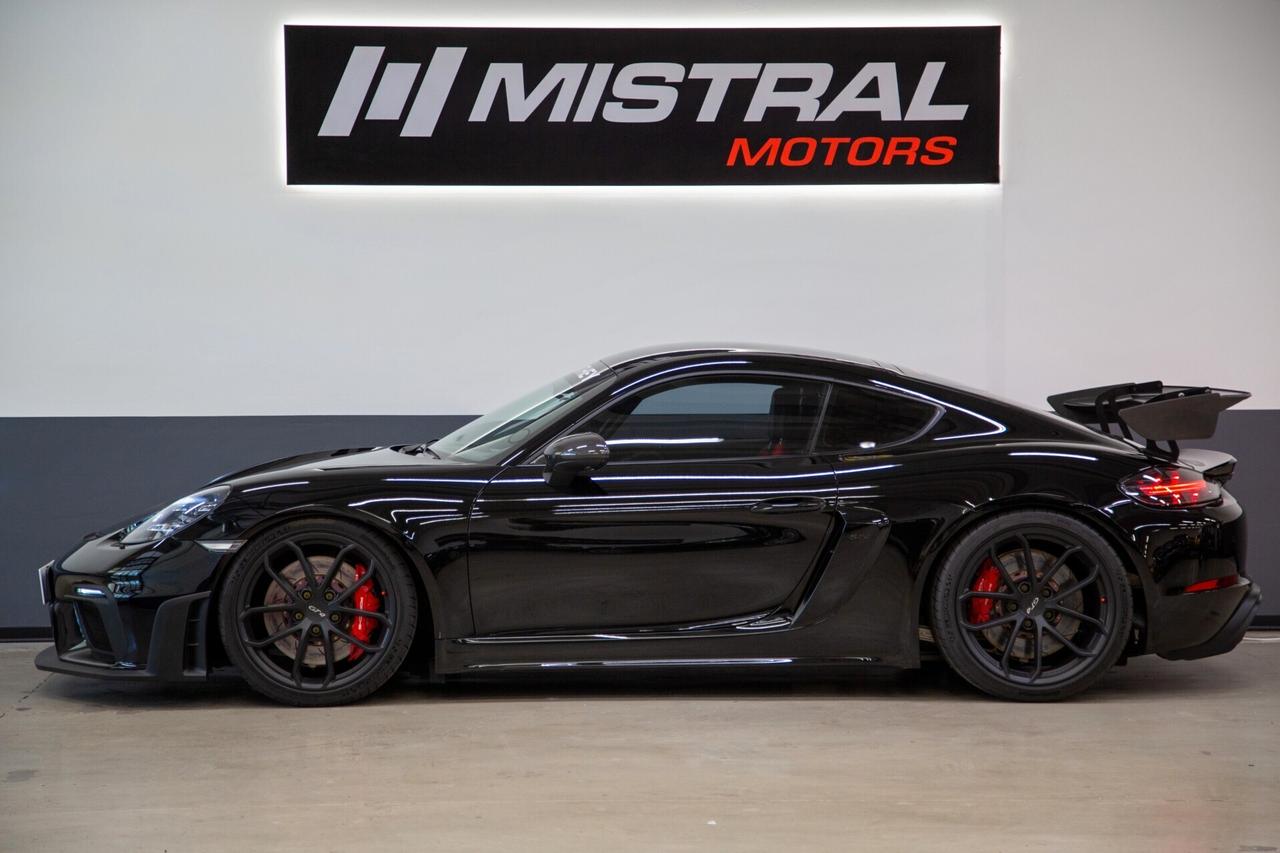 Porsche Cayman 718 GT4 Clubsport