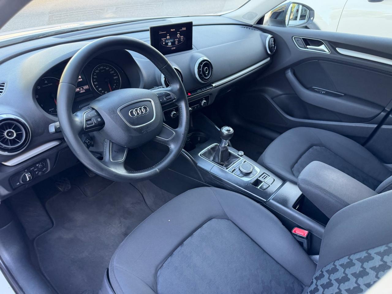 Audi A3 SPB 1.6 TDI Business