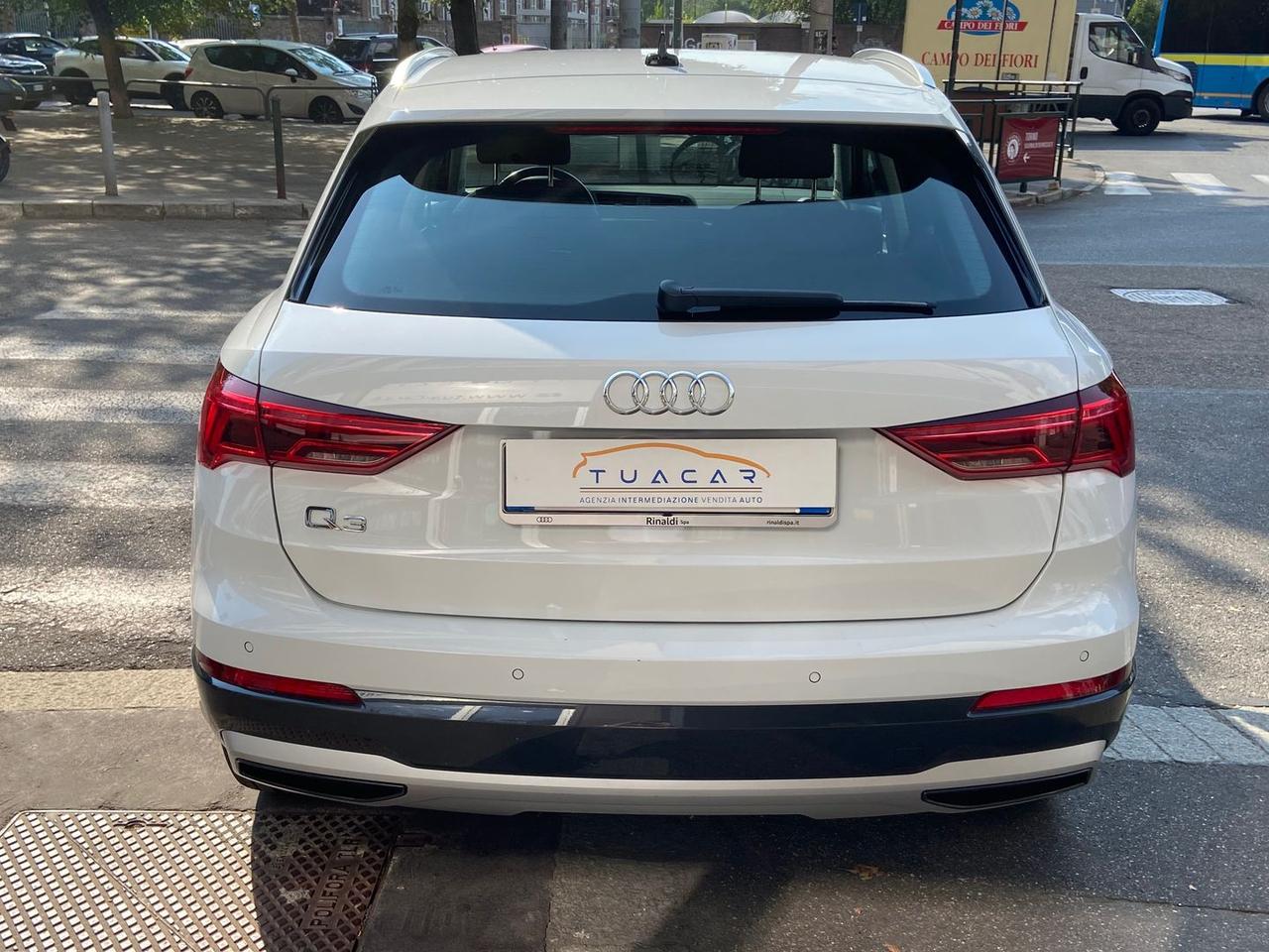 Audi Q3 Business Advanced 2.0 35 TDI #11442