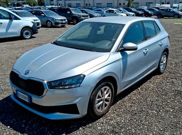 Skoda Fabia 1.0 MPI 65 CV Ambition Pdc UNIPRO IVA DEDUCIBILE