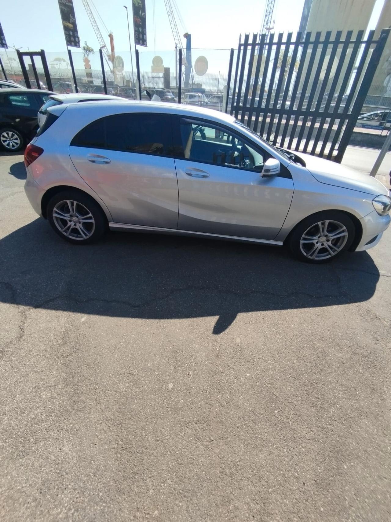 Mercedes-benz A 180 CDI Premium