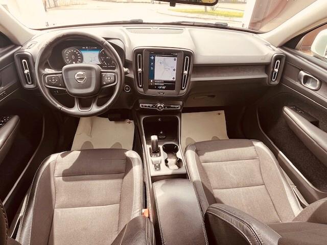 VOLVO XC40 D3 150 CV DIGITAL COCKPIT UNIPRO'