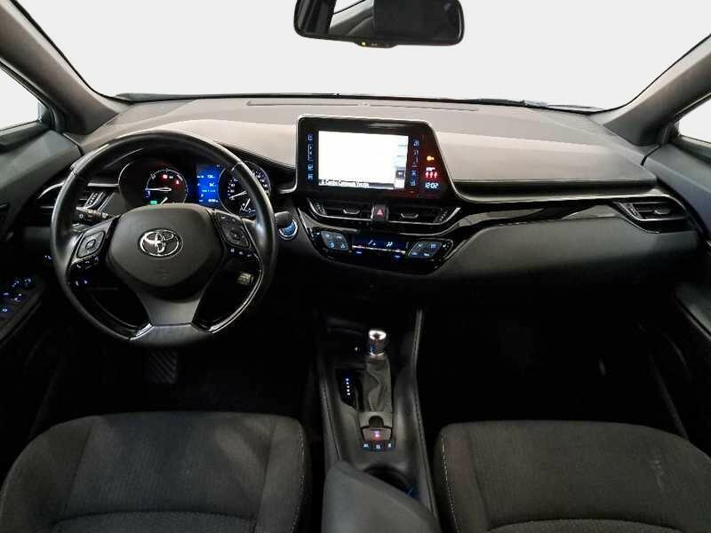 TOYOTA C-HR 1.8H 98CV E-CVT Business