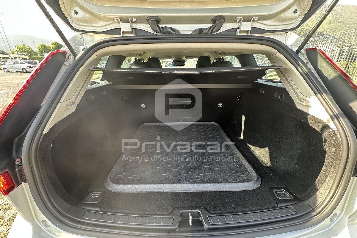 VOLVO V60 D3 Geartronic Momentum Business