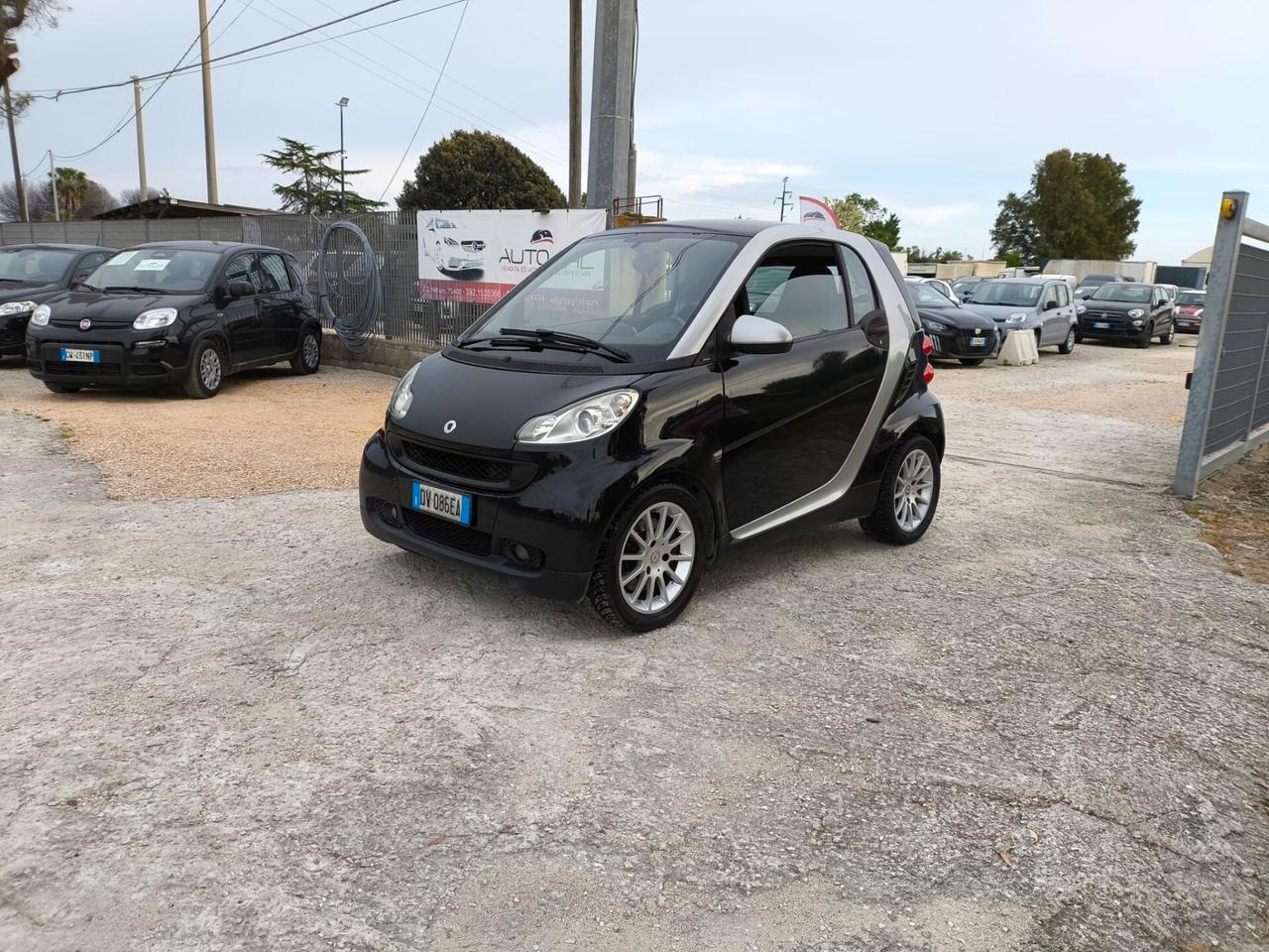 Smart ForTwo 1000 62 kW coupé passion
