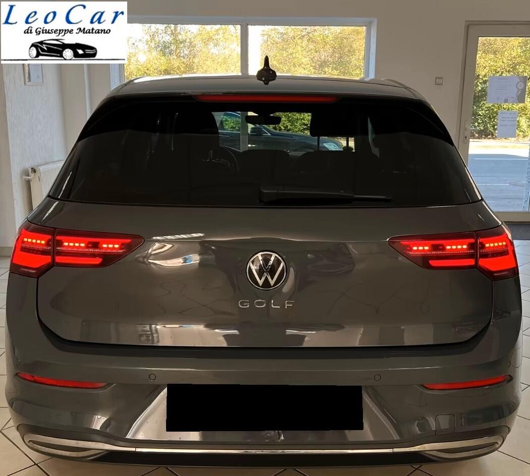 Volkswagen Golf VIII 1.5 TGI DSG Active