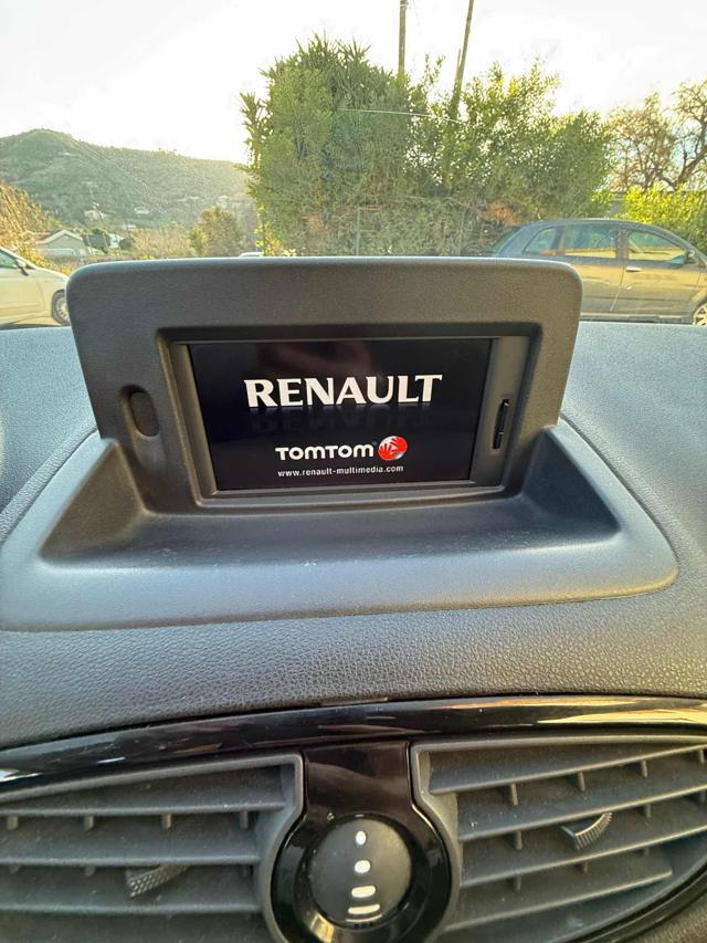 RENAULT Clio 1.2 16V 5 porte Dynamique