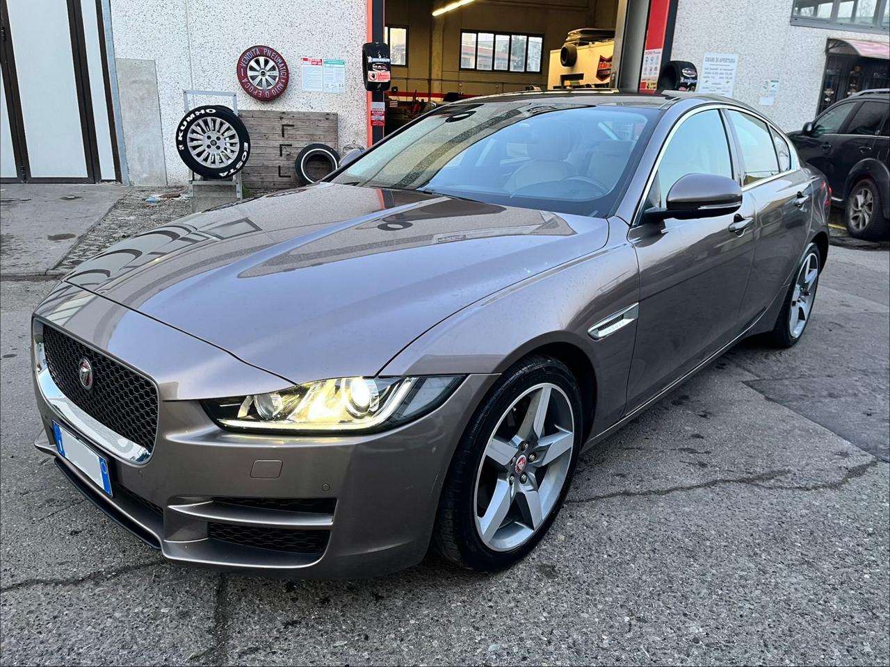 Jaguar XE 2.0 Diesel 2015