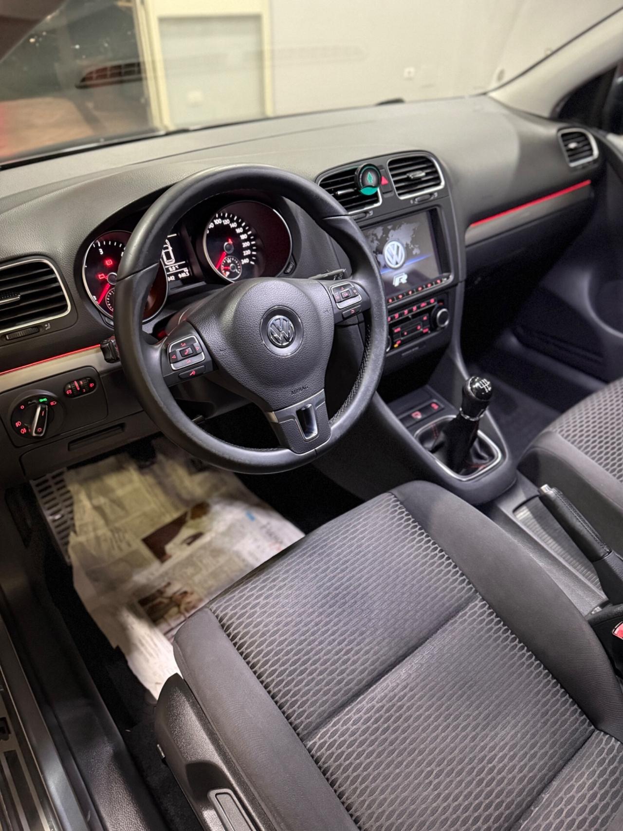 Volkswagen Golf 1.6 TDI DPF 5p. Highline