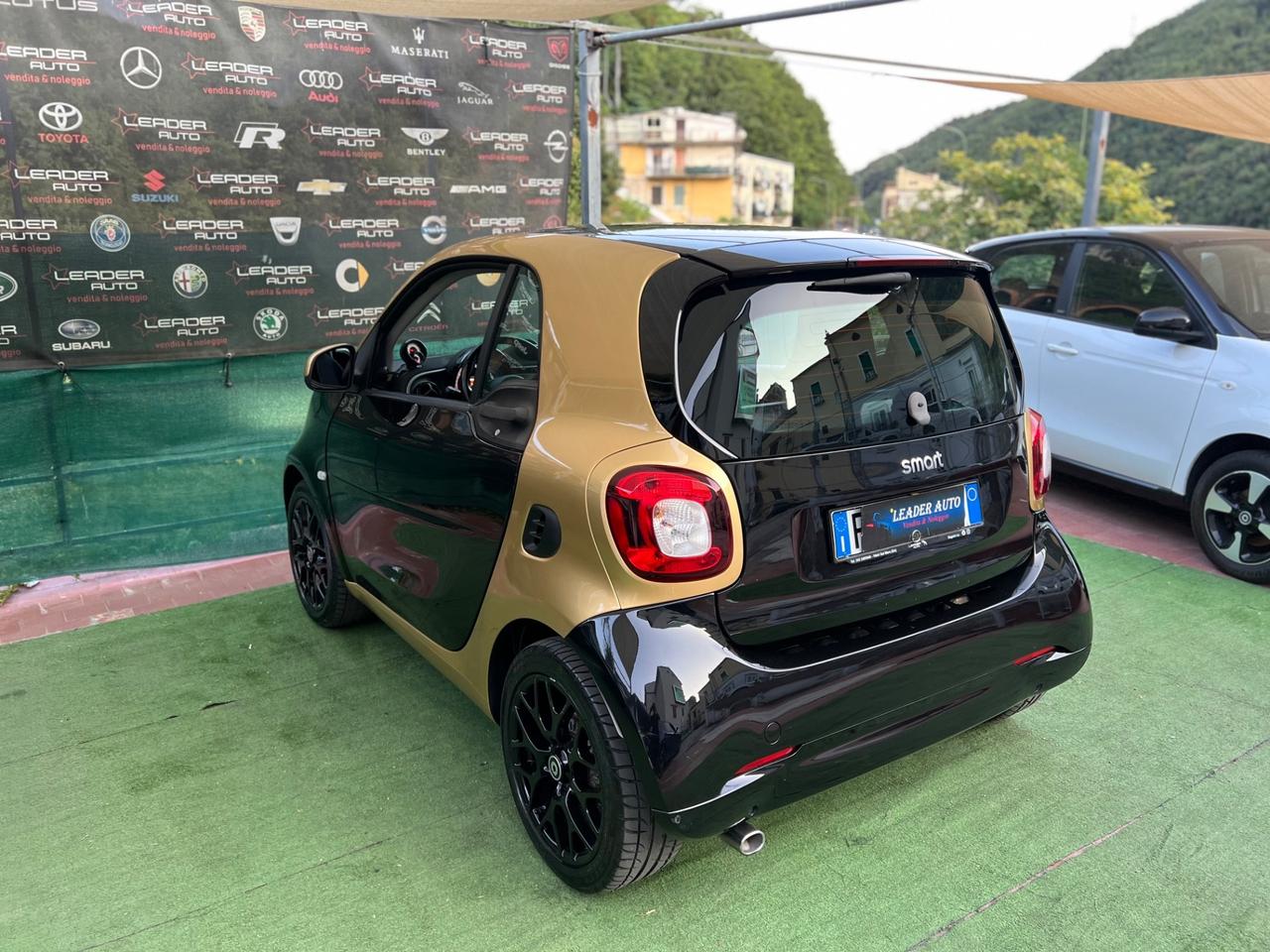 Smart ForTwo 1.0 71 cv - Cambio Automatico - Block Shaft
