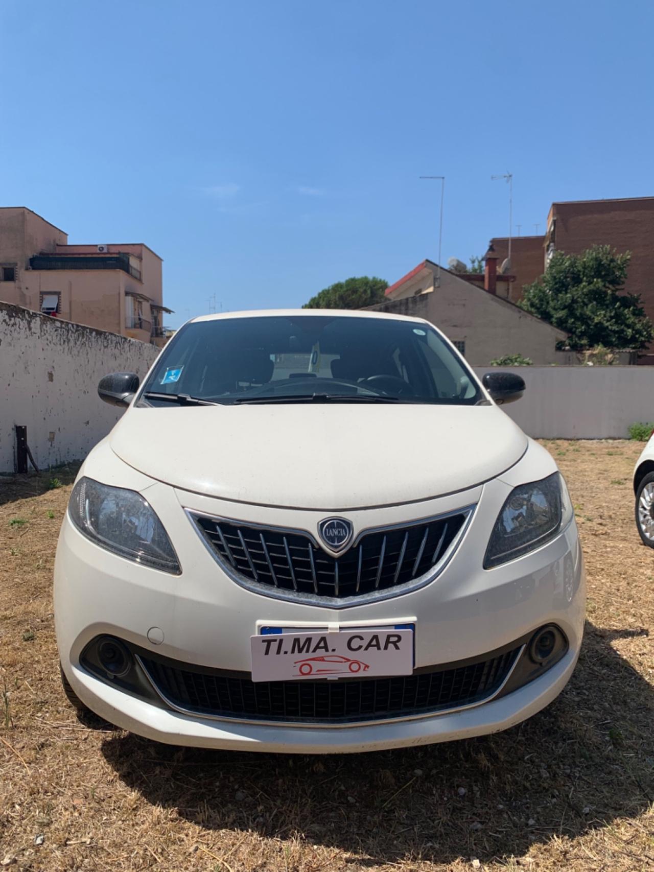 Lancia Ypsilon 1.0 FireFly 5 porte S&S Hybrid Silver Plus