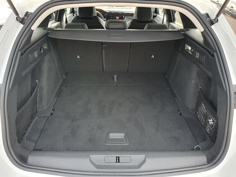 PEUGEOT 308 SW 1.5 BlueHDi 130CV EAT8 NAV PARK CAM