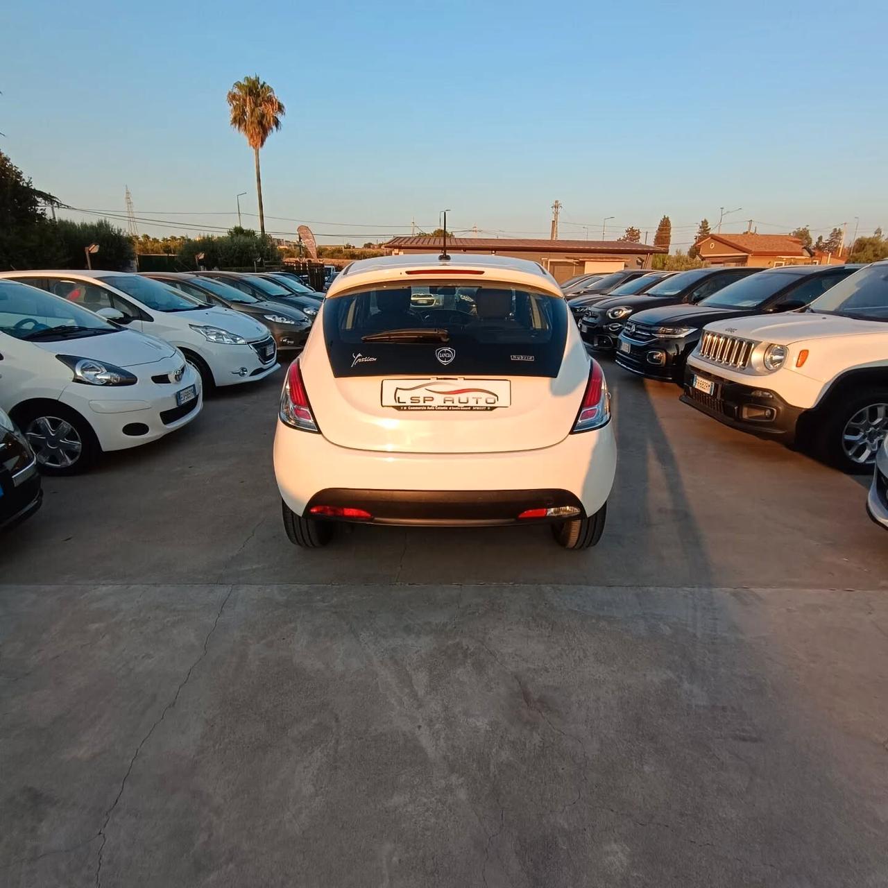 Lancia Ypsilon 1.0 SOLI 23.000KM
