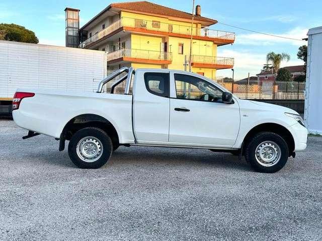 Mitsubishi L200 2.4 DI-D Club Cab 150cv 4WD PICK UP