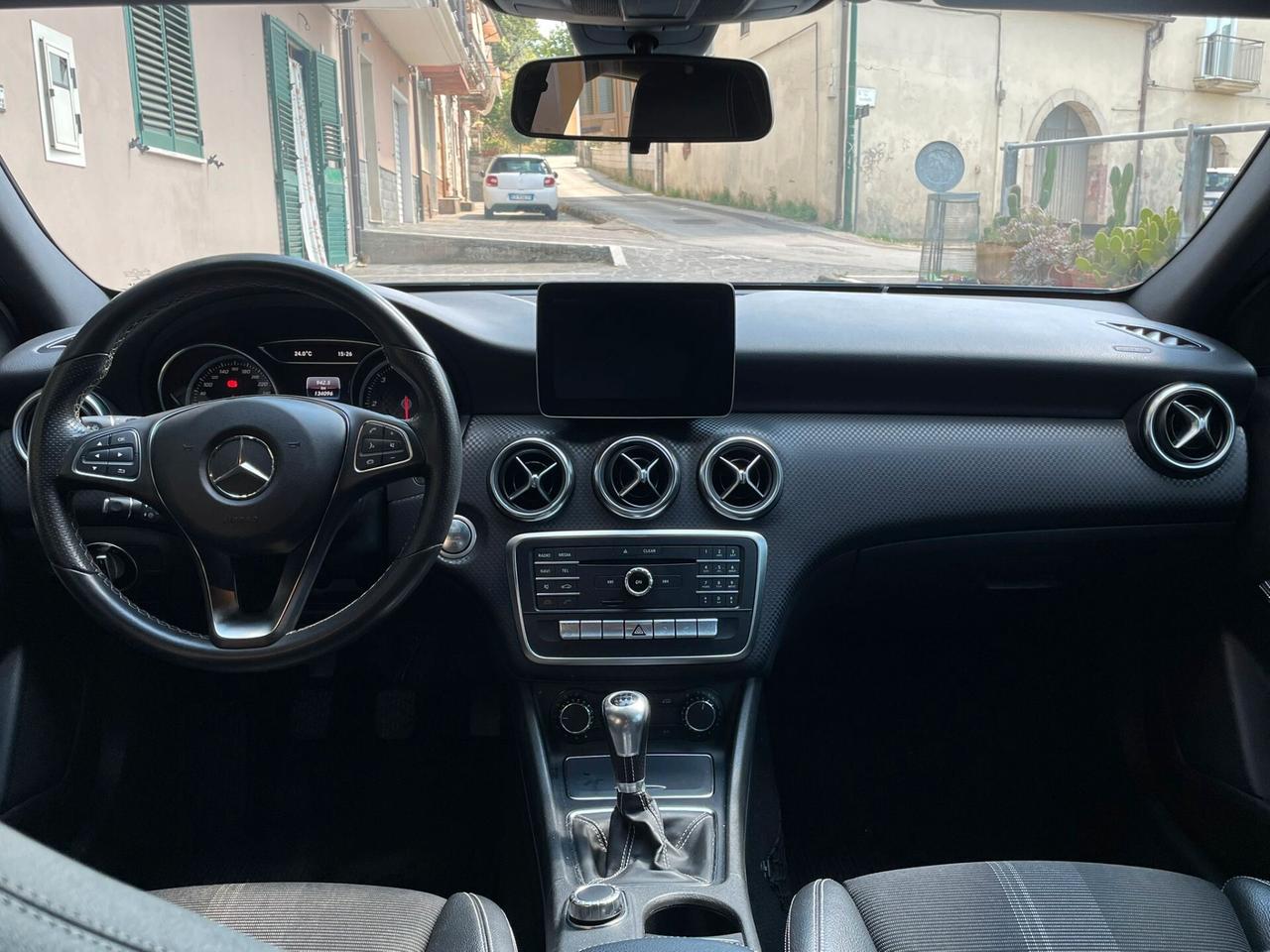 Mercedes-benz A 180 d Premium
