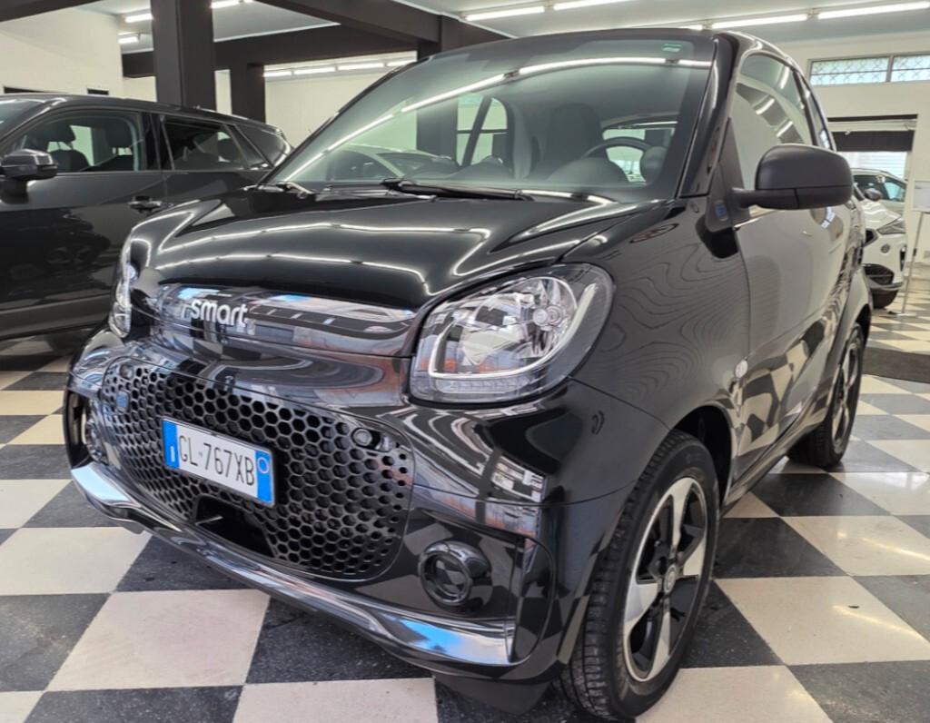 Smart ForTwo EQ elettrica cabrio Passion