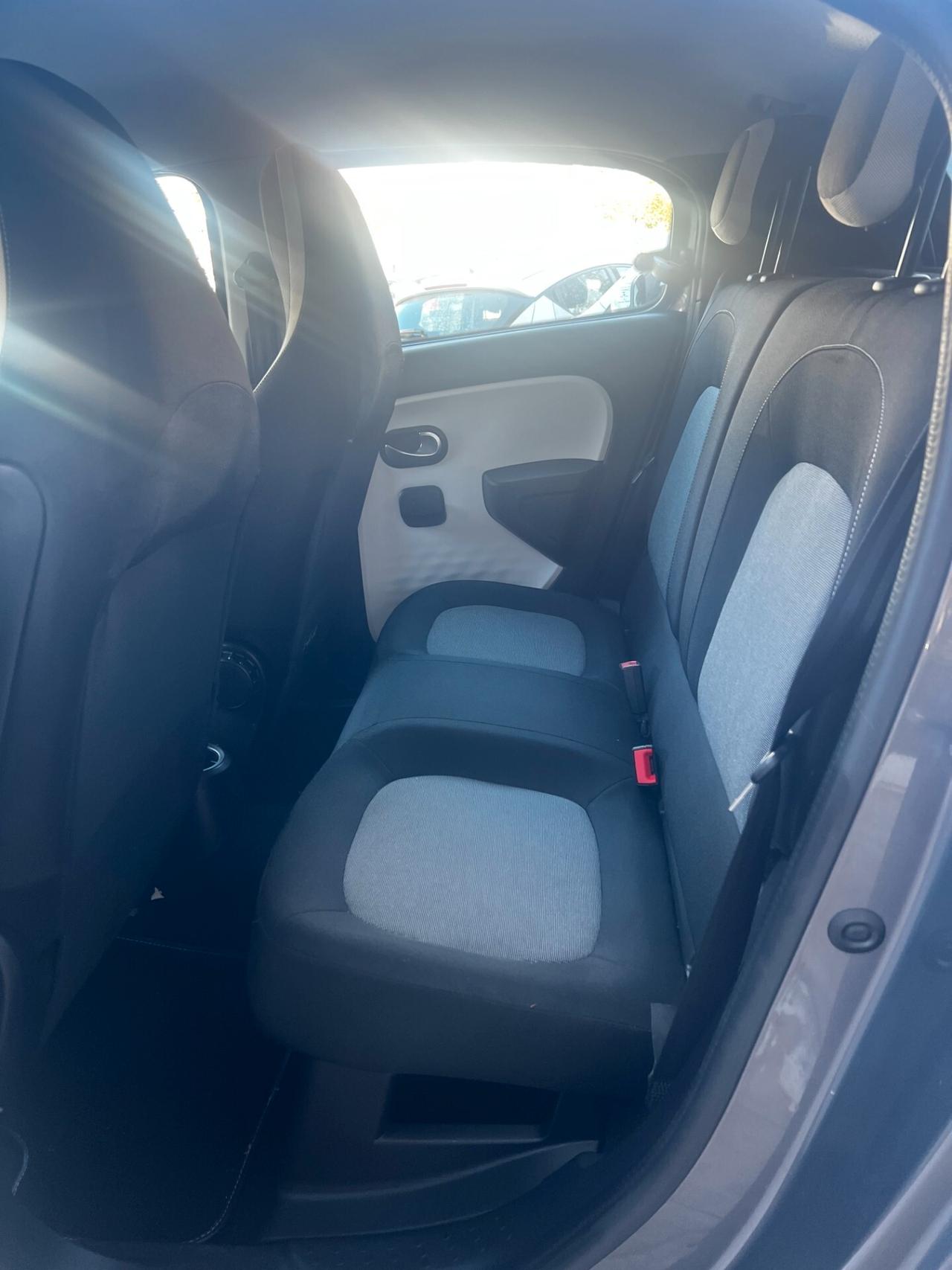 Renault Twingo SCe 65 CV Intens RESTAYLING