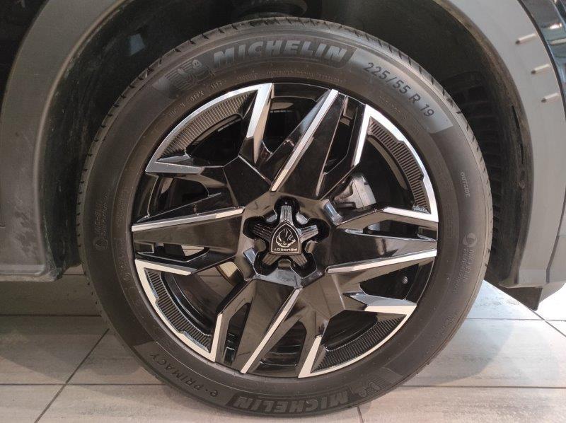 PEUGEOT 3008 3ª serie - 3008 Hybrid 136 e-DCS6 Allure